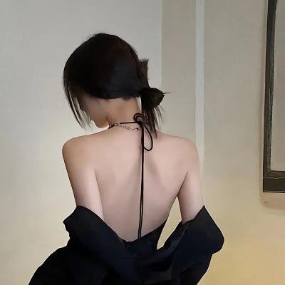 幕后激情封面